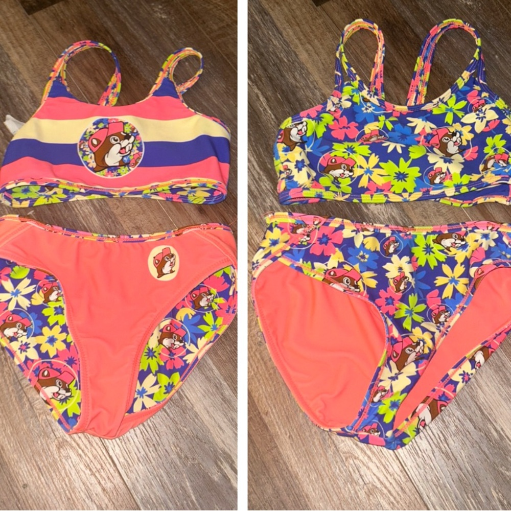 $10 sale 2/$15 Buc-ee's Girls Swimsuit Bathing Suit Reversible Swimwear SY BB2